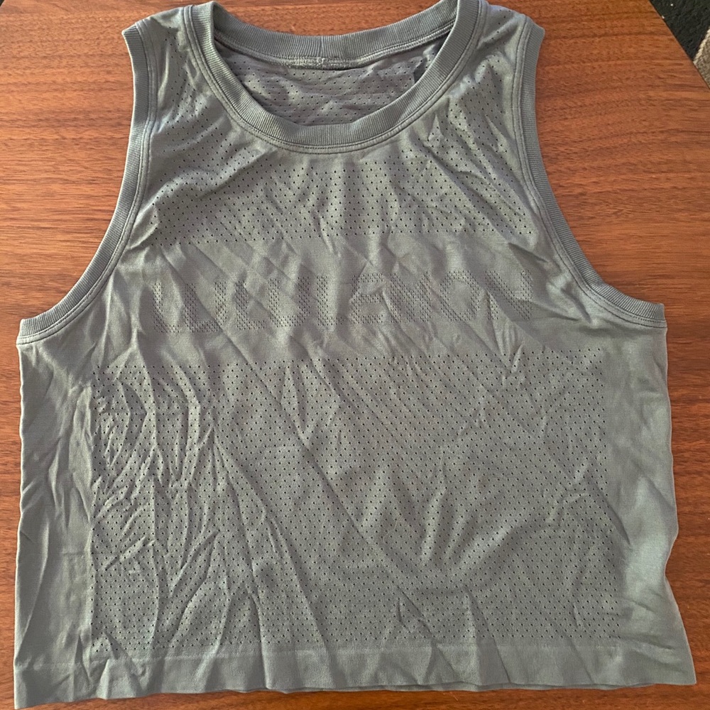 Lululemon mesh green tank
